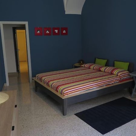 Stesicoro-Duomo Elegante Appartamento In Centro Катания Екстериор снимка